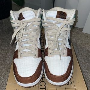 W Dunk High LX Next Nature